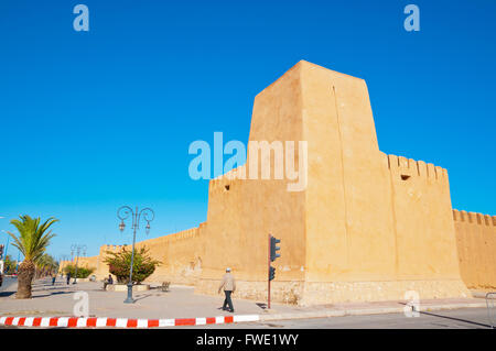 Medina walls, Avenue Hassan II, Tiznit, Souss-Massa-Drâa, southern Morocco, northern Africa Stock Photo