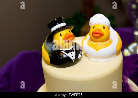 Rubber ducks bride groom hi-res stock photography and images - Alamy