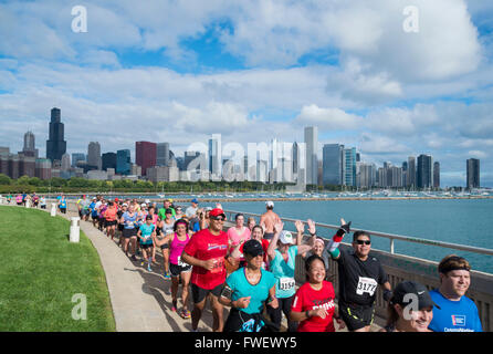 The Chicago Marathon along the lakefront, Downtown Chicago, Illinois, United States of America, North America Stock Photo