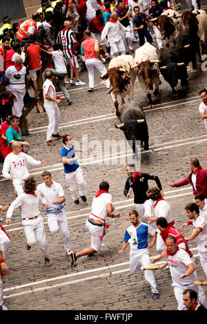 Spain Navarra Pamplona 10 July 2015 S Firmino fiesta men run from bulls in street Estafeta the bulls will go toward the plaza de Stock Photo