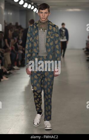 Casely-Hayford runway at London Collections Men SS17, LCM SS17. 11/06/2016 | usage worldwide Stock Photo