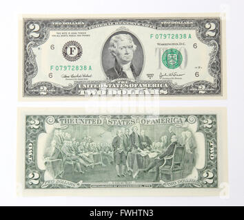 The front and back of a US 2 dollar bill Stock Photo - Alamy