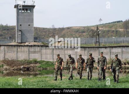 October 1985 - US soldiers in visit to the Inner Border between Federal ...