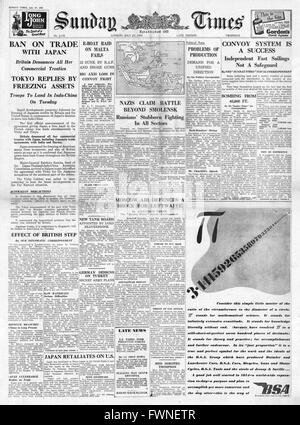 1941 front page Sunday Times Britain and U.S. Stop all trade with Japan and Battle for Smolensk Stock Photo