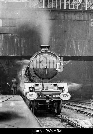 One of Robinson's magnificent Lord Faringdon Class 4-6-0s Classified B3 and built between 1917-1920. Stock Photo