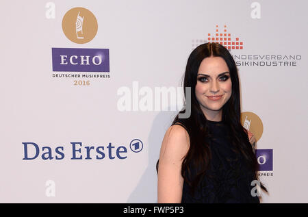 Berlin, Germany. 07th Apr, 2016. British singer Amy Macdonald arrives to the 25th Echo music award ceremony in Berlin, Germany, 07 April 2016. The awards are presented in 31 categories. Photo: BRITTA PEDERSEN/dpa/Alamy Live News Stock Photo