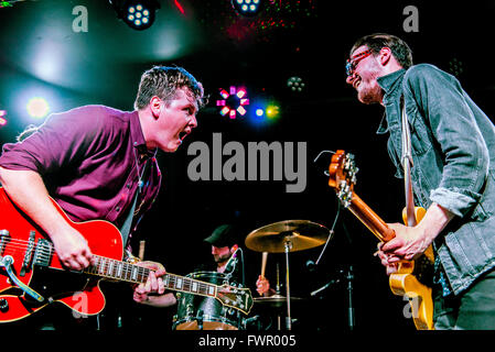 Broken Witt Rebels' Danny Core on vocals & rhythm guitar, James Tranter on vocals & lead guitar Stock Photo