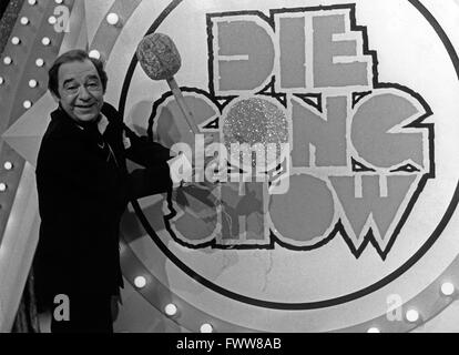 Die Gong-Show, Fernsehshow, Deutschland 1981, Mitwirkende: Paul Kuhn Stock Photo