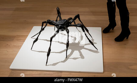London, UK.  8 April 2016.  A Sotheby's staff member views Louise Bourgeois' 'Spider III', 1995, est. $4-5million at Sotheby's auction preview, at their New Bond Street gallery, of works to be in the upcoming New York Impressionist, modern and contemporary art sale Credit:  Stephen Chung / Alamy Live News Stock Photo