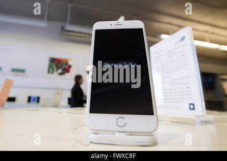 iPhone and iPads at the Jump+ Apple store in Kingston, Ont.,  on Wednesday Jan. 27, 2016. Stock Photo