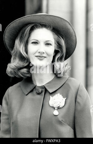 The actress Annette O'Toole in the film Jewels Stock Photo - Alamy
