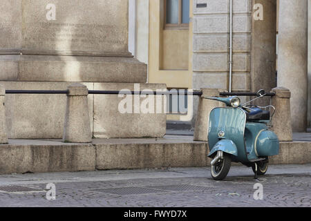 1970 vespa hi-res stock photography and images - Alamy