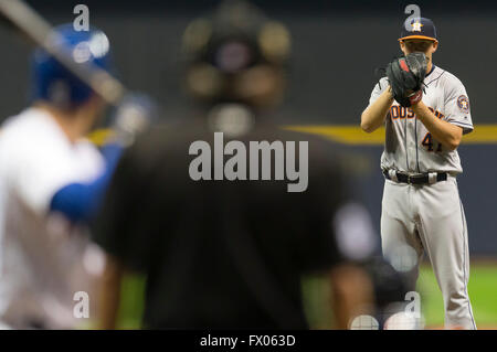 Milwaukee, WI, USA. 8th Apr, 2016. The Brewers Sausages race during the  Major League Baseball game between the Milwaukee Brewers and the Houston  Astros at Miller Park in Milwaukee, WI. John Fisher/CSM/Alamy