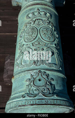 St. Augustine, Florida, USA.  Fort San Marcos, constructed 1672-1695.  Coat of Arms on Spanish Cannon. Stock Photo