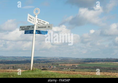 Shipton down Directional signpost in the Oxfordshire Countryside. Cotswolds, England Stock Photo