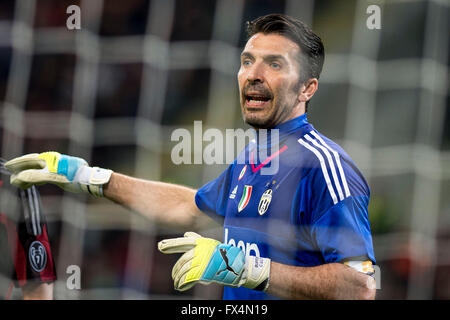 Milan, Italy. 9th Apr, 2016. Gianluigi Buffon (Juventus) Football/Soccer : Italian 'Serie A' match between AC Milan 1-2 Juventus at Stadio Giuseppe Meazza in Milan, Italy . © Enrico Calderoni/AFLO SPORT/Alamy Live News Stock Photo