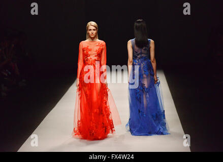 Shanghai, China. 11th Apr, 2016. Models present fashion creations of 'We Couture 2016 Autumn/Winter Collection during the Shanghai Fashion Week in Shanghai, east China, April 11, 2016. Credit:  Yuan Jing/Xinhua/Alamy Live News Stock Photo
