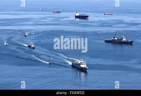 Padang, West Sumatra, Indonesia. 10th Apr, 2016. WEST SUMATRA, INDONESIA - APRIL 10 : Warship join opening of Multilateral Naval Exercise Komodo 2016 on April 10, 2016 in Padang, West Sumatra, Indonesia.'Komodo 2016'' are activities which is organized by Indonesian Navy and will be held on 12 to 16 April 2016 in Padang and Mentawai Island. These activity are composed with International Fleet Review (IFR) 2016, 15th Western Pacific Naval Symposium (WPNS) and 2nd Multilateral Naval Exercise Komodo or Multilateral Naval Exercise Komodo 2016. These activity are followed by 35 countries. All p Stock Photo