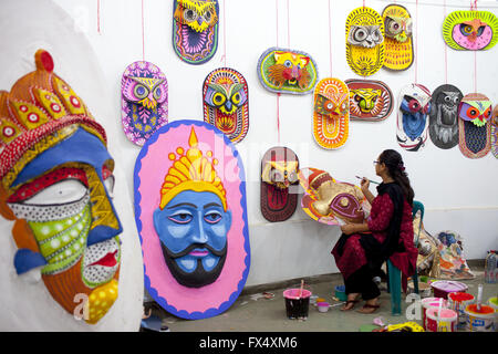 Dhaka, Dhaka, Bangladesh. 11th Apr, 2016. April 11, 2016 Dhaka, Bangladesh ''“ Dhaka University Art Institute student take colorful preparation to celebrate upcoming Bengali New Year 1423 in Dhaka. Pahela Baishakh (the first day of the Bangla month) can be followed back to its origins during the Mughal period when Emperor Akbar introduced the Bangla calendar to streamline tax collection while in the course of time it became part of Bengali culture and tradition. © K M Asad/ZUMA Wire/Alamy Live News Stock Photo