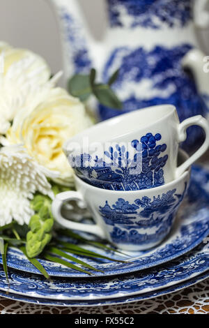 Blue, white, blue and white, china, porcelain, tea, afternoon tea, tea set, coffee, coffeepot, vintage, shabby chic, cup, pot, Stock Photo