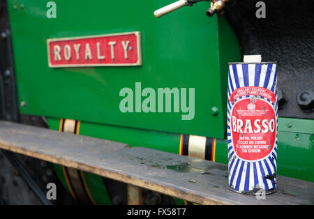 Metal polish brasso hi-res stock photography and images - Alamy