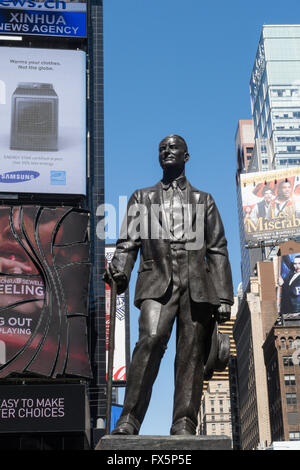 George Cohan Statue in Times Square, NYC Stock Photo