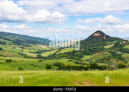 Magnificent Tuscan landscape, fields and meadows near Volterra in Italy Stock Photo