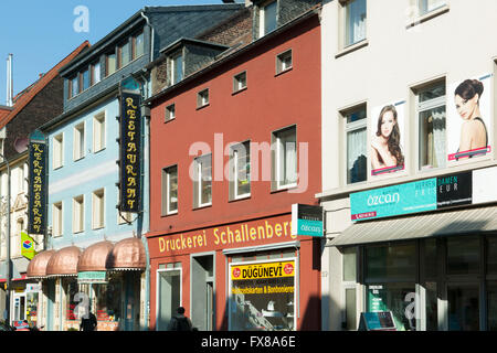 Köln, Mülheim, die Keupstrasse ist als ein Zentrum des türkischen Geschäftslebens bekannt. Stock Photo