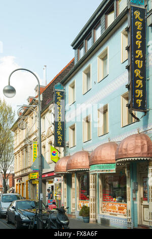 Köln, Mülheim, die Keupstrasse ist als ein Zentrum des türkischen Geschäftslebens bekannt. Restaurant Kervansaray. Stock Photo