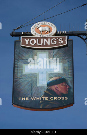 pub sign for the white cross, in richmond upon thames, surrey, england Stock Photo