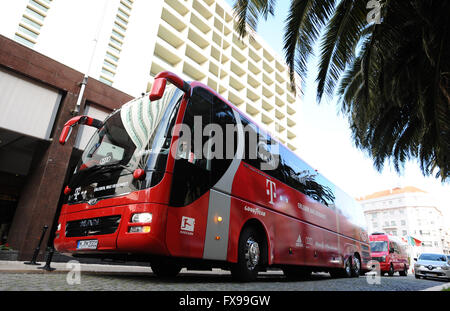 Lisbon, Portugal. 12th Apr, 2016. The coach of the German soccer team FC Bayern Munich parks in front of the team hotel in Lisbon, Portugal, 12 April, 2016. Photo: Andreas Gebert/dpa/Alamy Live News Stock Photo