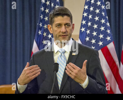 Washington, District of Columbia, USA. 23rd Mar, 2016. United States House Speaker Paul Ryan (Republican of Wisconsin) delivers a speech on the ''State of American Politics'' to a bipartisan group of US House interns on Capitol Hill in Washington, DC on Wednesday, March 23, 2016. In his remarks the Speaker said ''Politics can be about a battle of ideas, not insults. It can be about solutions. It can be about making a difference.'' .Credit: Ron Sachs/CNP © Ron Sachs/CNP/ZUMA Wire/Alamy Live News Stock Photo