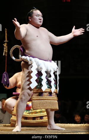 Kawasaki, Japan. 13th Apr, 2016. Hakuho Sumo : 1st Grand Sumo Tournament Kawasaki Furusato Basho in Kawasaki, Japan . Credit:  Sho Tamura/AFLO SPORT/Alamy Live News Stock Photo