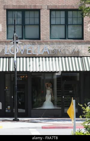 Engaged soap stars Kelly Kruger and Darin Brooks shop at Lovella Bridal  Featuring: View Where: Los Angeles, California, United States When: 12 Mar 2016 Stock Photo