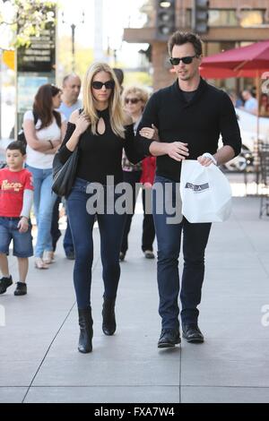 Engaged soap stars Kelly Kruger and Darin Brooks shop at Lovella Bridal  Featuring: Kelly Kruger, Darin Brooks Where: Los Angeles, California, United States When: 12 Mar 2016 Stock Photo