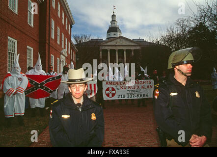 Annapolis, Maryland, 7th February, 1998 Maryland State Police stand guard during KKK rally Credit: Mark Reinstein Stock Photo