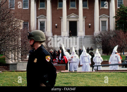 Annapolis, Maryland, 7th February, 1998 Maryland State Police stand guard during KKK rally Credit: Mark Reinstein Stock Photo