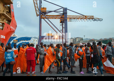 Palermo, Italy. 13th Apr, 2016. Approximately 890 migrants have arrived at the port of Palermo, on the military Norwegian ship Siem Pilot. The vessel has been a major transporter of migrants fleeing the Middle East and Africa to Europe. © Antonio Melita/Pacific Press/Alamy Live News Stock Photo