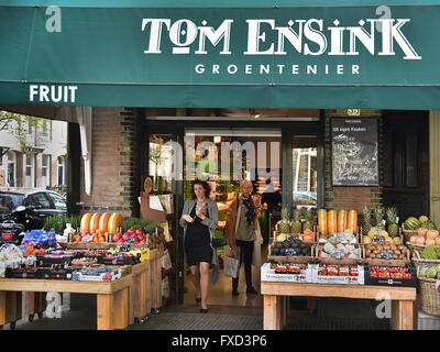 Greengrocer Tom Ensink ( groetenier ) Cornelis Schuytstraat  Oud Zuid Amsterdam   Dutch Netherlands Stock Photo
