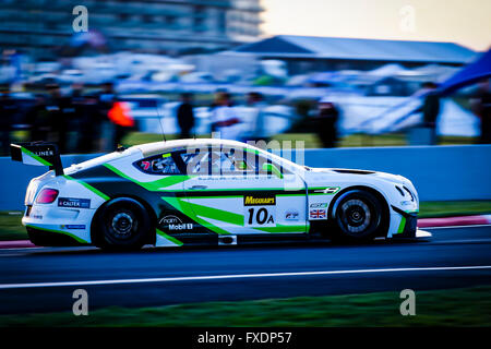 February 07, 2015 : No 10 Bentley Team M-Sport – Bentley Continental GT3 driven by Steven Kane (GBR) / Guy Smith (GBR) / Matt Bell (GBR) during the first laps of the Liqui-Moly Bathurst 12 Hour at the Mount Panorama Circuit in NSW, Australia Sydney, Australia. 07 February, 2016. © Hugh Peterswald/Alamy Live News Stock Photo