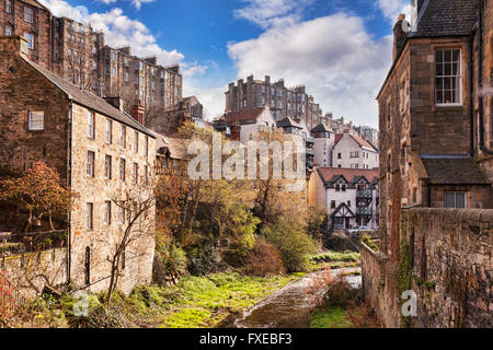 Houses and apartments overlooking the Water of Leith, Edinburgh, Scotland, UK Stock Photo
