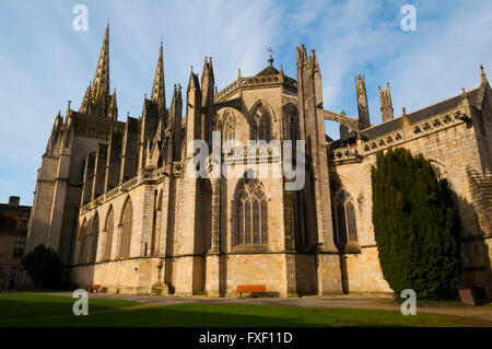 Finistere (29), Ville de Quimper, cathedrale Saint Corentin  //  France, Finistere (29), Town of Quimper, cathedral Saint Corent Stock Photo