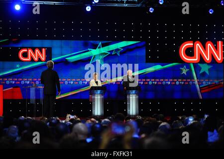 Brooklyn, NY, USA. 14th Apr, 2016. Atmosphere in attendance for CNN Democratic Presidential Primary Debate, Brooklyn Navy Yard, Brooklyn, NY April 14, 2016. Credit:  Eli Winston/Everett Collection/Alamy Live News Stock Photo