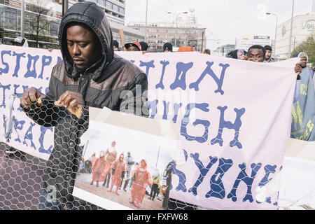 Berlin, Berlin, Germany. 15th Apr, 2016. Protesters during a rally against the EU - Turkey migration deal and for the acceptance of refugees in Europe. The Rally is held under the motto 'Stop deportations ''“ There is enough space for everyone!' at Alexanderplatz. © Jan Scheunert/ZUMA Wire/Alamy Live News Stock Photo