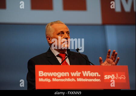 Vienna, Austria. 16th Apr, 2016. State party SPÖ (Social Democratic Party Austria) in Vienna.    Federal presidential candidate Rudolf Hundstorfer holds a speech at the state convention of the Social Democratic Party Austria.  Credit:  Franz Perc/Alamy Live News Stock Photo