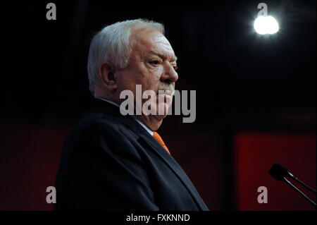 Vienna, Austria. 16th Apr, 2016. State party SPÖ (Social Democratic Party Austria) in Vienna.    Mayor Michael Häupl holds a speech at the state convention of the Social Democratic Party Austria. Credit:  Franz Perc/Alamy Live News Stock Photo
