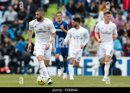 Madrid, Spain. 16th Apr, 2016. Karim Benzema (9) Real Madrid. Liga match between Getafe CF and Real Madrid at the Coliseum Alfonso Perez stadium in Madrid, Spain, April 16, 2016 . Credit:  Action Plus Sports/Alamy Live News Stock Photo