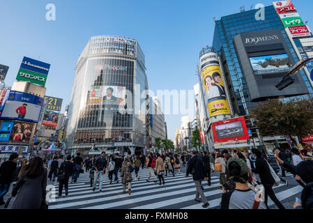 Shibuya crossing in Tokyo, Japan Stock Photo