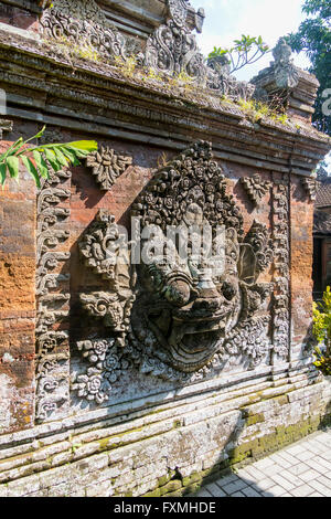Traditional Wall Sculpture, Ubud, Bali, Indonesia Stock Photo
