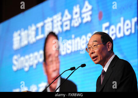 Singapore, Fujian Provincial Committee of the Communist Party of China. 18th Apr, 2016. You Quan, chief of the Fujian Provincial Committee of the Communist Party of China, addresses the China (Fujian) - Singapore Economic and Trade Promotion held at Singapore's Shangri-La Hotel on April 18, 2016. © Then Chih Wey/Xinhua/Alamy Live News Stock Photo